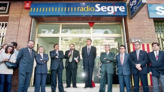 Segre_Radio_88442
